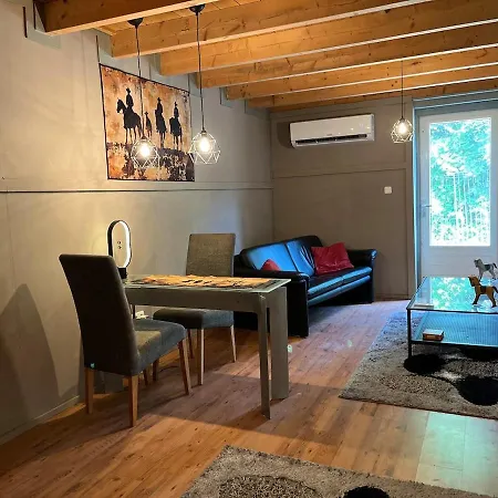 Lucky Luke's Hideaway Apartment Heibloem